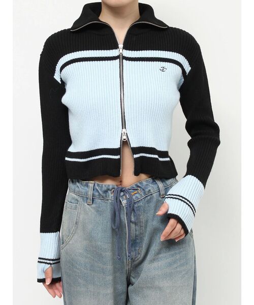 jouetie(ジュエティ)の「ラインハイネックジップニットカーディガン(ニット/セーター・レディース・ブラック/ネイビー/グレー・MEDIUM)」の2枚目の写真