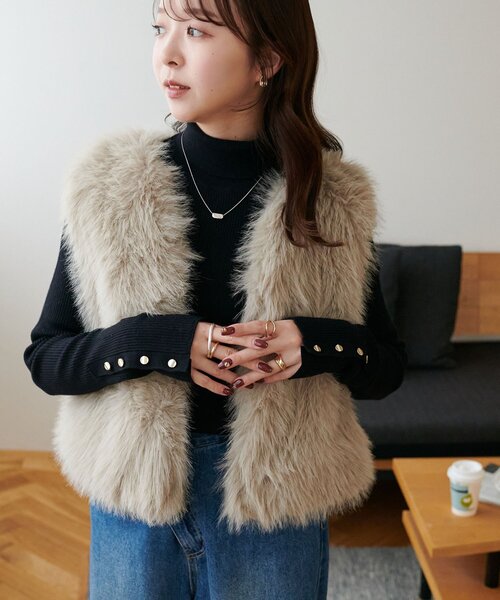 ベージュ ファーベスト ≪追加予約≫フェイクファーベスト（ベスト