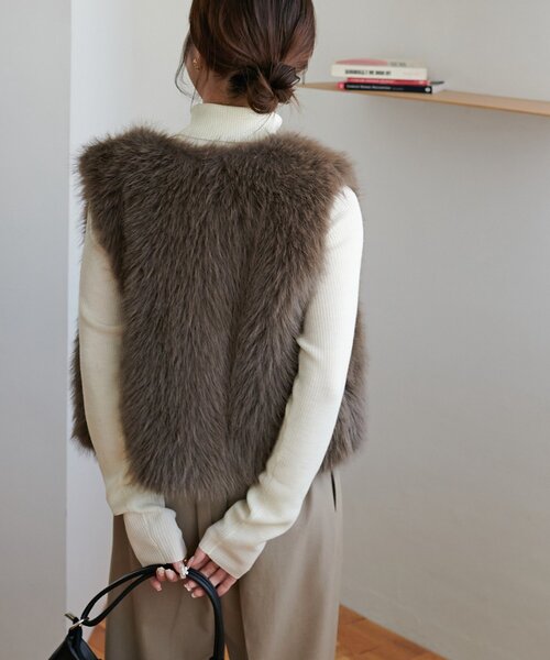 セール】【ご好評につき新色追加】ショートファーベスト（ベスト