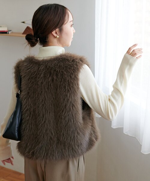 ご好評につき新色追加】ショートファーベスト（ベスト）｜DISCOAT