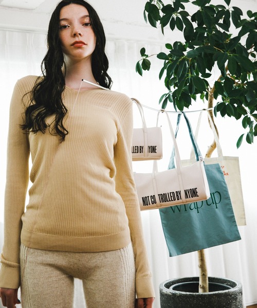 RODE SKO(ロデスコ)の「Pas De DANSE Letter Boston mini(ボストンバッグ・レディース・ブラック/オフホワイト・-)」の9枚目の写真