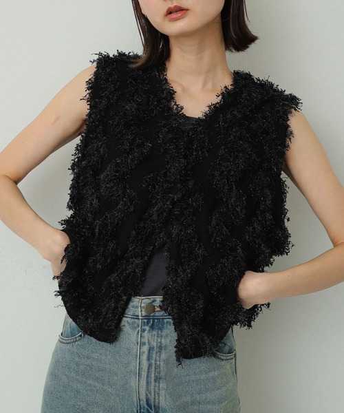 SENSE OF PLACE by URBAN RESEARCH(センスオブプレイスバイアーバンリサーチ)の「テープヤーンフリンジベスト(ベスト・レディース・ブラック/アイボリー・ONE)」の3枚目の写真