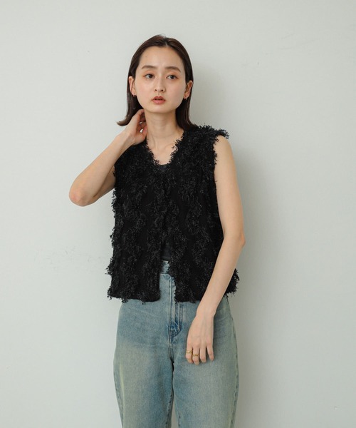 SENSE OF PLACE by URBAN RESEARCH(センスオブプレイスバイアーバンリサーチ)の「テープヤーンフリンジベスト(ベスト・レディース・ブラック/アイボリー・ONE)」の5枚目の写真