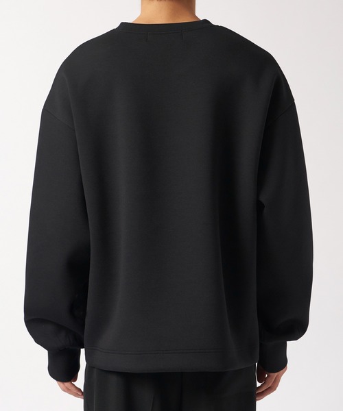 CULLNI（クルニ）の「CULLNI Logo Embroidery Double Knit Pullover（スウェット・メンズ・モカ/ダークグレー/キナリ/ブラック・2/1）」の17枚目の写真