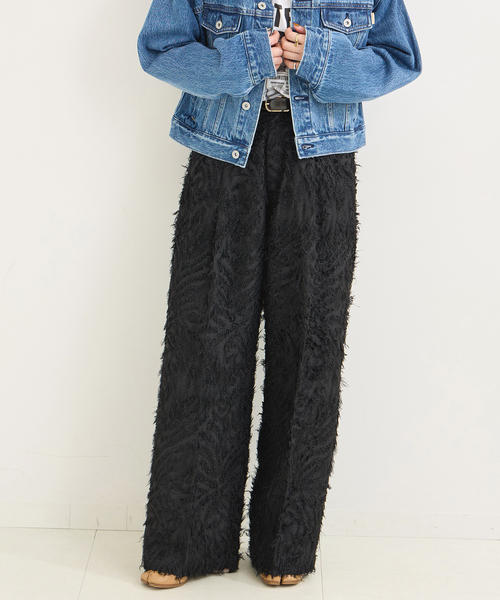 B.C STOCK(ベーセーストック)の「カットジャカードパンツ(スラックス・レディース・ブラック/アイボリー・SMALL/MEDIUM)」の2枚目の写真