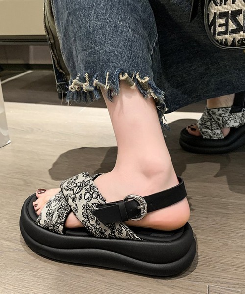 Miniministore(ミニミニストア)の「厚底サンダル クロスベルトサンダル 美脚(サンダル・レディース・ブラック/アイボリー・22.5cm/23.0cm/23.5cm/24.0cm/24.5cm/25.0cm)」の19枚目の写真