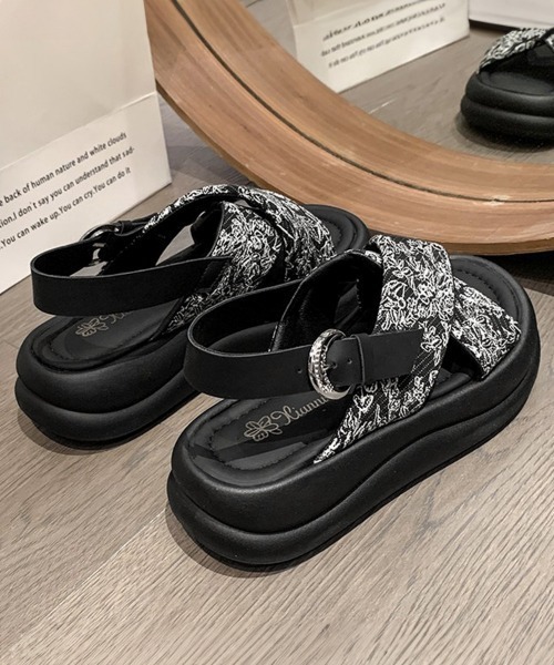 Miniministore(ミニミニストア)の「厚底サンダル クロスベルトサンダル 美脚(サンダル・レディース・ブラック/アイボリー・22.5cm/23.0cm/23.5cm/24.0cm/24.5cm/25.0cm)」の7枚目の写真