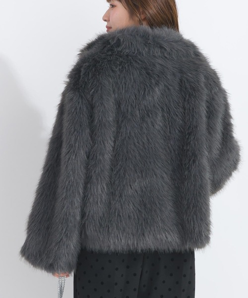 PICCIN(ピッチン)の「【WEB限定】フェイクファージャケット(その他アウター・レディース・グレイッシュベージュ/チャコールグレー・M)」の5枚目の写真