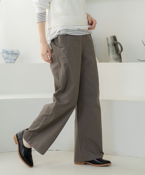 studio CLIP（スタディオクリップ）の「《days》チノストレートパンツ[プチ・プラスサイズあり]（チノパンツ・レディース・ネイビー/グレー/ブラウン/ベージュ・SMALL/MEDIUM/LARGE/ﾌﾘｰ(L)/PF）」の6枚目の写真