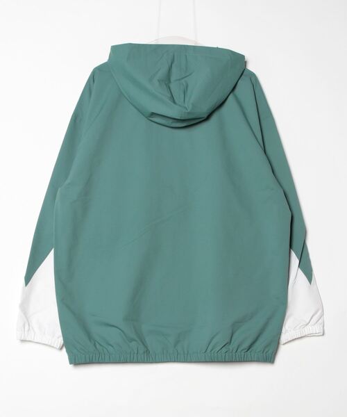 Champion（チャンピオン）の「チャンピオン  ZIP HOODED JACKET（ナイロンジャケット・メンズ・グリーン/ダークグレー・LL/M/L）」の3枚目の写真
