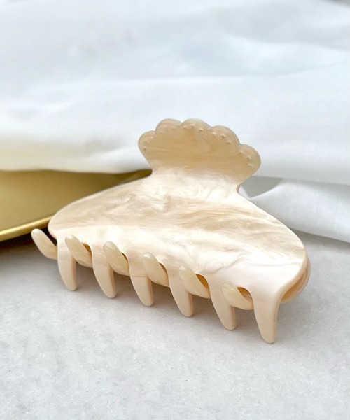 tone（トーン）の「【KuKuLu TOKYO】レースシルエット バンスクリップ（バレッタ/ヘアクリップ・レディース・アイボリー/シルバー/ブラウン・FREE）」の5枚目の写真