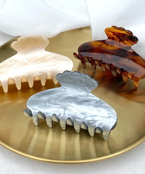 tone（トーン）の「【KuKuLu TOKYO】レースシルエット バンスクリップ（バレッタ/ヘアクリップ・レディース・アイボリー/シルバー/ブラウン・FREE）」の7枚目の写真