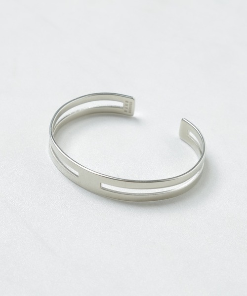 NANO universe（ナノユニバース）の「「NU jewelry」ジャーマンシルバースルーバングル（バングル/リストバンド・メンズ・シルバー・FREE）」の3枚目の写真