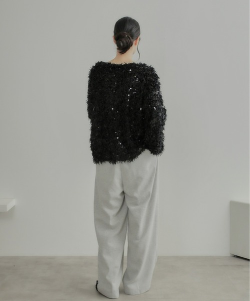 Olu.（オルドット）の「スパンコールフェザートップス（Tシャツ/カットソー・レディース・アイボリー/ブラック・FREE）」の15枚目の写真