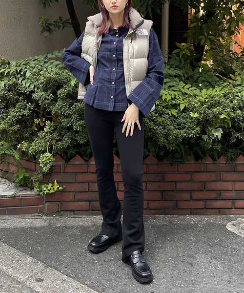 THE NORTH FACE(ザノースフェイス)の「【THE NORTH FACE / ザ ノースフェイス】 NUPTSE VEST NDW92338(ダウンベスト・レディース・ブラック/その他・SMALL/MEDIUM)」の13枚目の写真