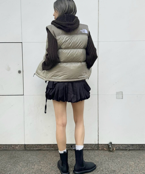 THE NORTH FACE(ザノースフェイス)の「【THE NORTH FACE / ザ ノースフェイス】 NUPTSE VEST NDW92338(ダウンベスト・レディース・ブラック/その他・SMALL/MEDIUM)」の15枚目の写真