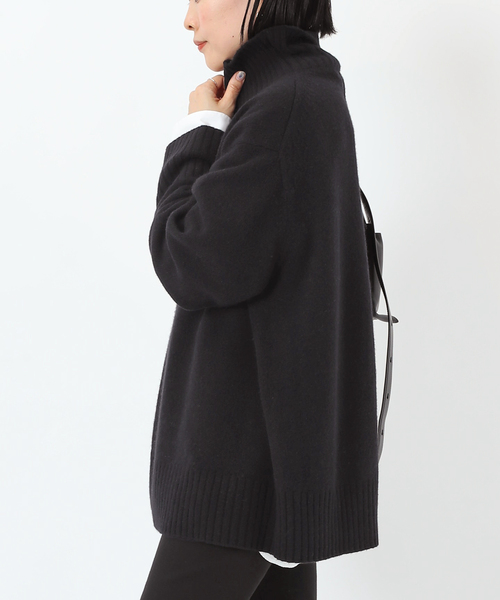 AP STUDIO（エーピーストゥディオ）の「ウールカシミヤタートルネックニット（ニット/セーター・レディース・ブラック/チャコールグレー/ホワイト・FREE）」の19枚目の写真