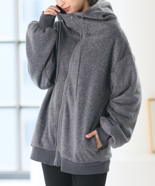 itto...(イット)の「首元まで暖か裏ボア&シャギーハイネックパーカー(パーカー・レディース・グレー/ブラック/ベージュ・XL/L/M)」の6枚目の写真