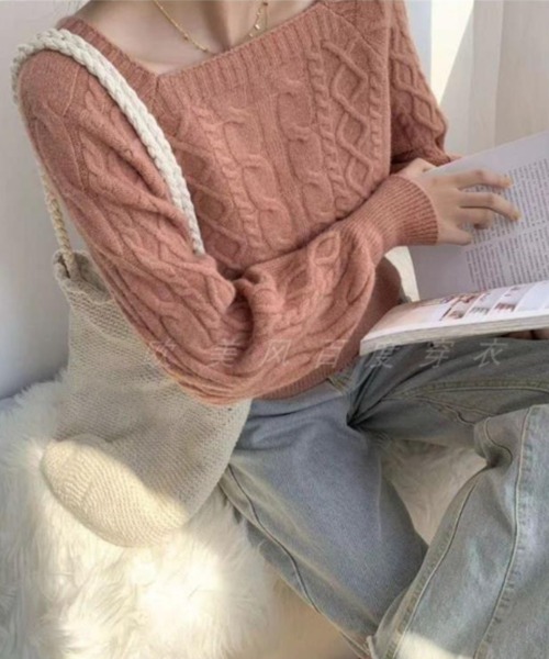 gossip!ロサンゼルス(ゴシップロサンゼルス)の「スクエアネック ケーブルニット(ニット/セーター・レディース・ブラック/カーキ/ピンク/オフホワイト・FREE)」の12枚目の写真