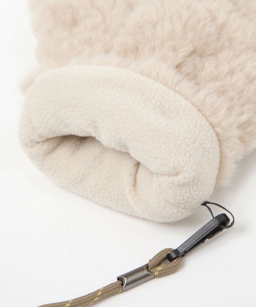 studio CLIP（スタディオクリップ）の「紐付きボアミトングローブ（手袋・レディース・チャコール/アイボリー/ブルー・FREE）」の16枚目の写真