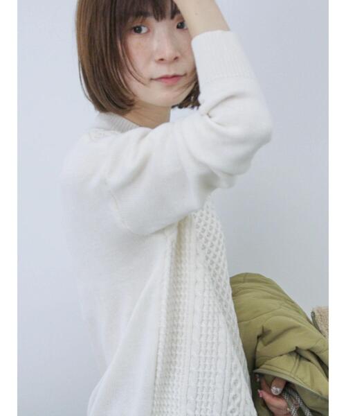 Samansa Mos2 blue（サマンサモスモスブルー）の「【マシンウォッシャブル】ケーブルニットプルオーバー（ニット/セーター・レディース・ベージュ/オフホワイト/ブルー/グレー/イエロー・F）」の8枚目の写真