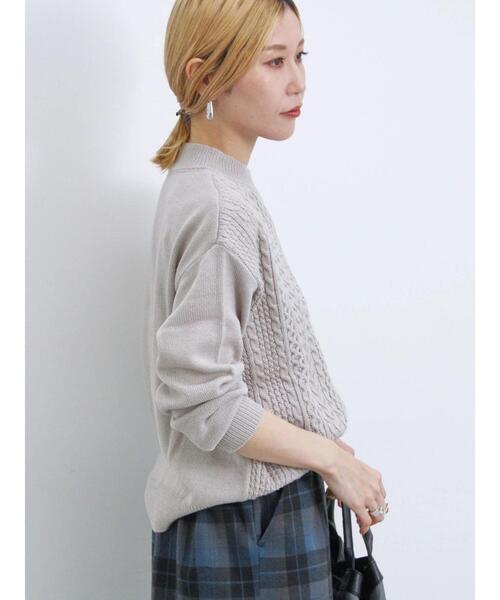 Samansa Mos2 blue（サマンサモスモスブルー）の「【マシンウォッシャブル】ケーブルニットプルオーバー（ニット/セーター・レディース・ベージュ/オフホワイト/ブルー/グレー/イエロー・F）」の13枚目の写真