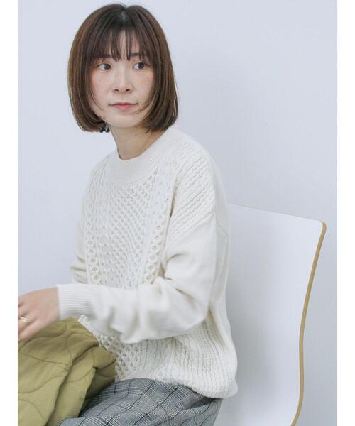 Samansa Mos2 blue（サマンサモスモスブルー）の「【マシンウォッシャブル】ケーブルニットプルオーバー（ニット/セーター・レディース・ベージュ/オフホワイト/ブルー/グレー/イエロー・F）」の15枚目の写真