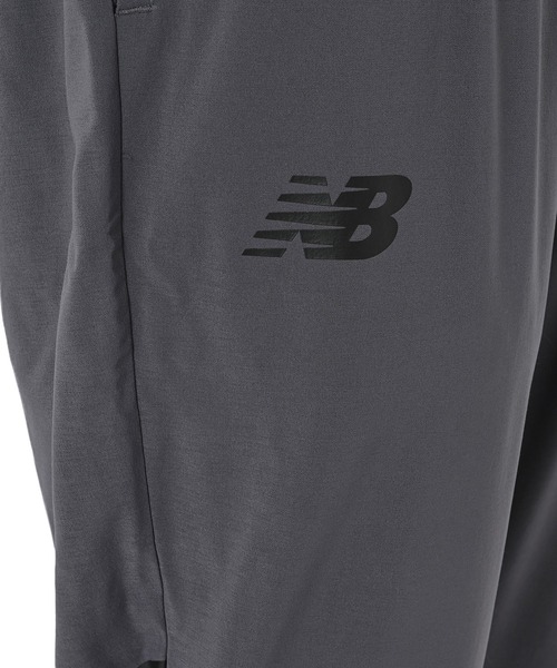 NEW BALANCE(ニューバランス)の「Black Out ストレッチウーブンパンツ(スウェットパンツ・メンズ・ブラック/チャコールグレー・LARGE/MEDIUM/SMALL)」の8枚目の写真