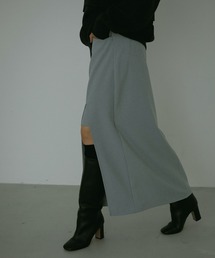 SLIT LAYERED SKIRT