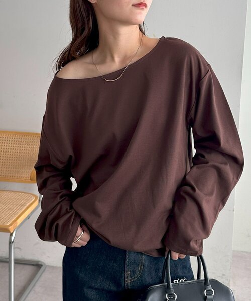 DISCOAT(ディスコート)の「【新色追加!/WEB限定】2WAYワンショルプルオーバー(Tシャツ/カットソー・レディース・ネイビー/ブラック/ピンク系その他/ホワイト系その他/レッド/ピンク/ライトグレー/オフホワイト/チャコールグレー/ブラック系その他/ブラウン/ダークブルー/モカ/アイボリー・MEDIUM)」の8枚目の写真