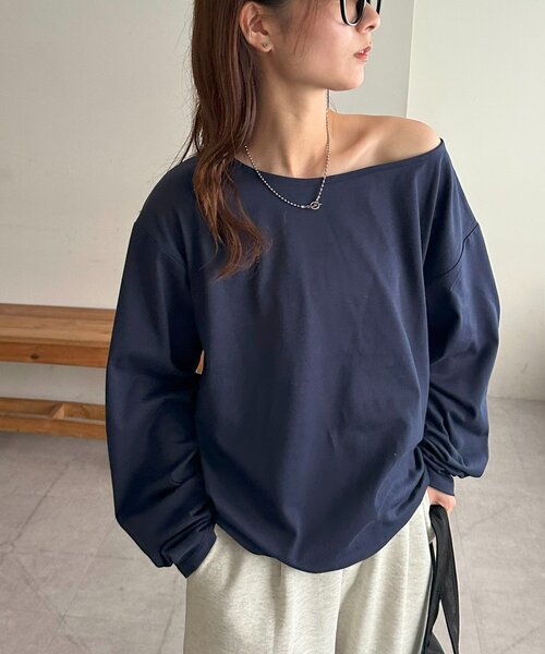 DISCOAT(ディスコート)の「【新色追加!/WEB限定】2WAYワンショルプルオーバー(Tシャツ/カットソー・レディース・ネイビー/ブラック/ピンク系その他/ホワイト系その他/レッド/ピンク/ライトグレー/オフホワイト/チャコールグレー/ブラック系その他/ブラウン/ダークブルー/モカ/アイボリー・MEDIUM)」の16枚目の写真
