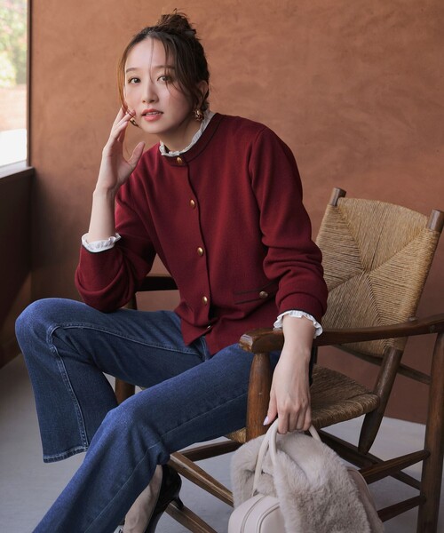 ANY SIS（エニィスィス）の「【美Denimシリーズ】センタープレスセミフレア デニム（デニムパンツ・レディース・ホワイト系/ダルブルー系/スカイブルー系・3/2/1）」の4枚目の写真