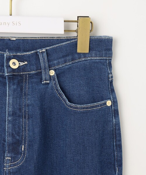 ANY SIS（エニィスィス）の「【美Denimシリーズ】センタープレスセミフレア デニム（デニムパンツ・レディース・ホワイト系/ダルブルー系/スカイブルー系・3/2/1）」の19枚目の写真