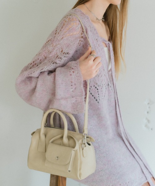 ECREL（エクレール）の「チャームセットミニボストン / 500mlペットボトル収納可能（ボストンバッグ・レディース・アイボリー/ブラック/キャメル・FREE）」の6枚目の写真