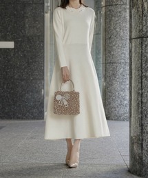 HUIT bouquet（ユイット）の「フラワーモチーフ 襟付き ニット ワンピース HUIT（ワンピース）」