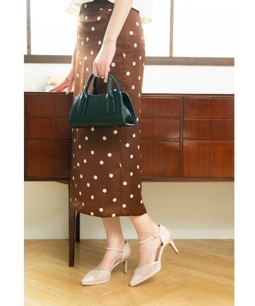 REZOY(リゾイ)の「【REZOY】シフォン×エナメルセパレートパンプス(パンプス・レディース・ピンクベージュ/ブラック・22cm/22.5cm/23cm/23.5cm/24cm/24.5cm)」の15枚目の写真