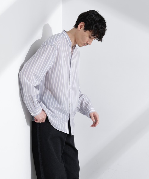 NANO universe（ナノユニバース）の「「大人のワイドシャツ」バンドカラー ストライプ 長袖（シャツ/ブラウス・メンズ・ベージュ/グレー/サックスブルー・M/L）」の2枚目の写真