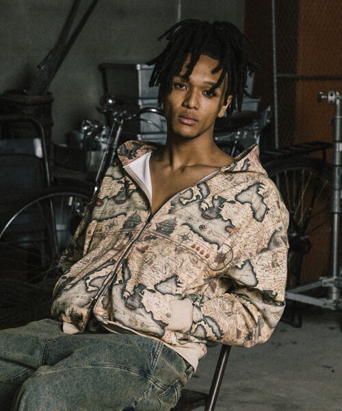 NAUTICA(ノーティカ)の「NAUTICA JEANS CO./ノーティカジーンズ Camo&Map&Sky Sweat Zip Hoodie/カモ柄 マップ柄 タイダイ柄 スウェット ジップフーディ(パーカー・メンズ・カモフラージュ/その他15/オフホワイト・MEDIUM/LARGE)」の6枚目の写真