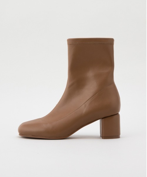 LE VERNIS（ル・ベルニ）の「LE VERNIS(ル・ベルニ)Square stretch boots（ブーツ・レディース・ブラウン/ベージュ・24.5/24/23.5/23）」の13枚目の写真