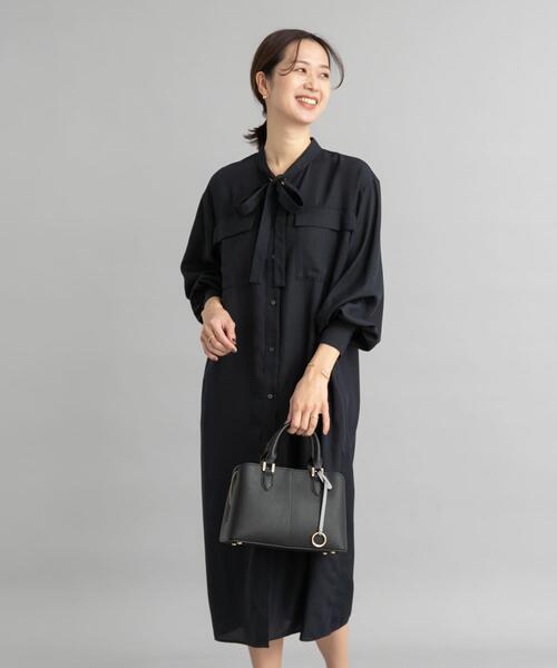 URBAN RESEARCH DOORS(アーバンリサーチドアーズ)の「ボウタイワークシャツワンピース(ワンピース・レディース・ネイビー/ベージュ・MEDIUM)」の16枚目の写真