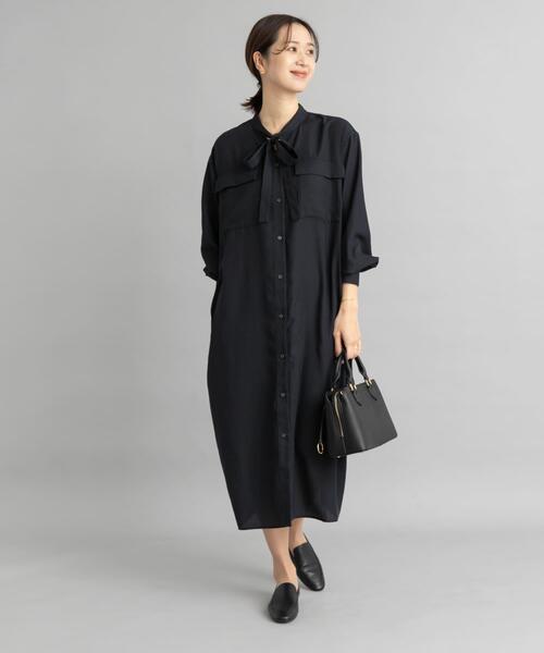 URBAN RESEARCH DOORS(アーバンリサーチドアーズ)の「ボウタイワークシャツワンピース(ワンピース・レディース・ネイビー/ベージュ・MEDIUM)」の3枚目の写真