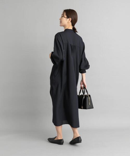 URBAN RESEARCH DOORS(アーバンリサーチドアーズ)の「ボウタイワークシャツワンピース(ワンピース・レディース・ネイビー/ベージュ・MEDIUM)」の20枚目の写真