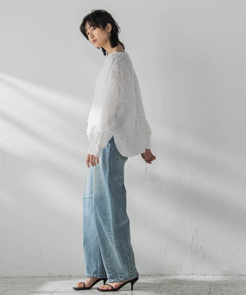 MAYSON GREY(メイソングレイ)の「シアーフェザーブラウス≪手洗い可能≫(シャツ/ブラウス・レディース・ブルー/ライトグレー/ホワイト・M)」の9枚目の写真