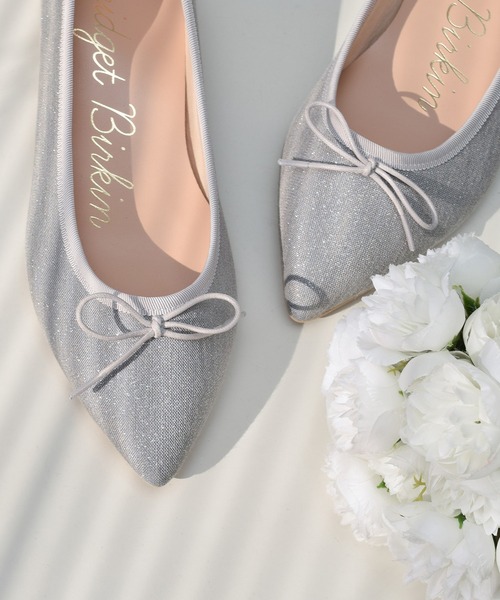 Bridget Birkin(ブリジットバーキン)の「【Bridget Birkin】ポインテッドリボンバレエシューズ(551527)(バレエシューズ・レディース・ゴールド系その他/シルバー系その他/ブラック系その他・23.5/24/23/22.5/24.5)」の1枚目の写真