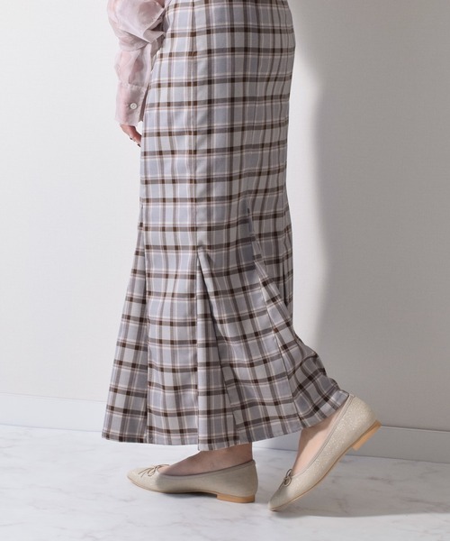 Bridget Birkin(ブリジットバーキン)の「【Bridget Birkin】ポインテッドリボンバレエシューズ(551527)(バレエシューズ・レディース・ゴールド系その他/シルバー系その他/ブラック系その他・23.5/24/23/22.5/24.5)」の9枚目の写真