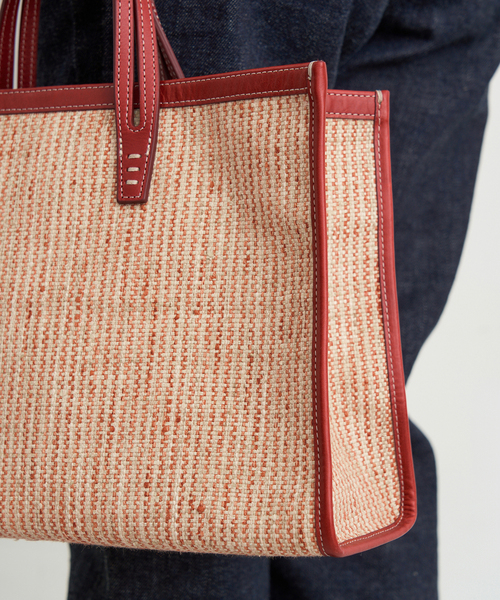 IENA（イエナ）の「A VACATION/ア ヴァケーション BREAD M SUMAC STRIPE トートバッグ（トートバッグ・レディース・ベージュ・FREE）」の5枚目の写真