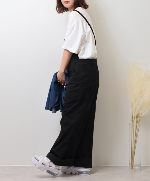 atONE(アットワン)の「ツイルサロペットワイドパンツ(サロペット/オーバーオール・レディース・カーキ/ベージュ/ブラック・M/4L/3L/LL/L)」の19枚目の写真