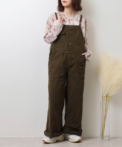 atONE(アットワン)の「ツイルサロペットワイドパンツ(サロペット/オーバーオール・レディース・カーキ/ベージュ/ブラック・M/4L/3L/LL/L)」の13枚目の写真