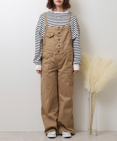 atONE(アットワン)の「ツイルサロペットワイドパンツ(サロペット/オーバーオール・レディース・カーキ/ベージュ/ブラック・M/4L/3L/LL/L)」の5枚目の写真