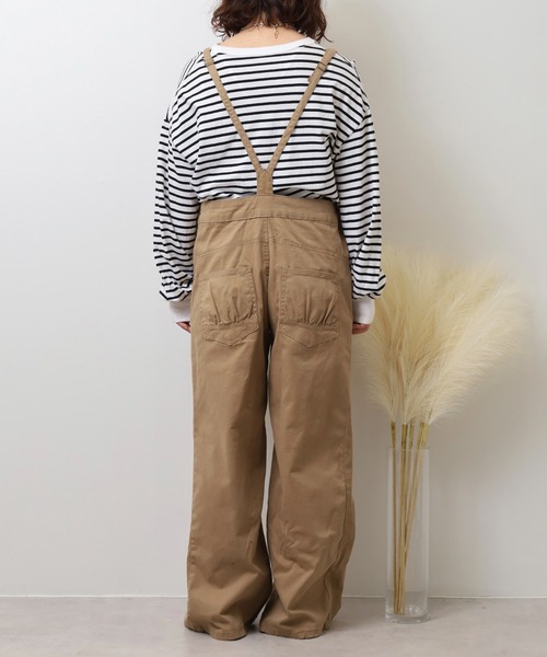 atONE(アットワン)の「ツイルサロペットワイドパンツ(サロペット/オーバーオール・レディース・カーキ/ベージュ/ブラック・M/4L/3L/LL/L)」の7枚目の写真